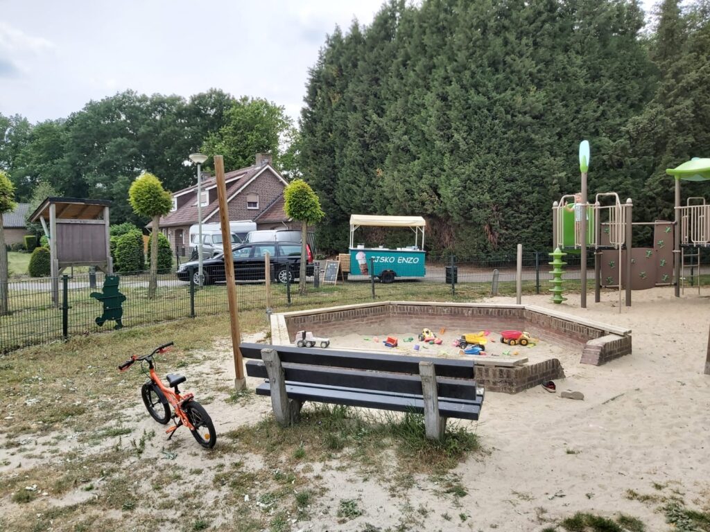 WhatsApp Image 2024-04-09 at 10.10.14